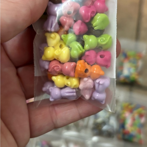 Assorted Colorful Beads Collection - Picture 4 of 7